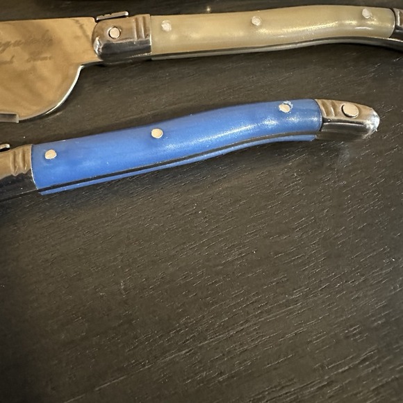 French Home Laguiole Blue & Neutral 3-Pc. Cheese Set Fancy Kitchenware Utensils - Picture 5 of 8